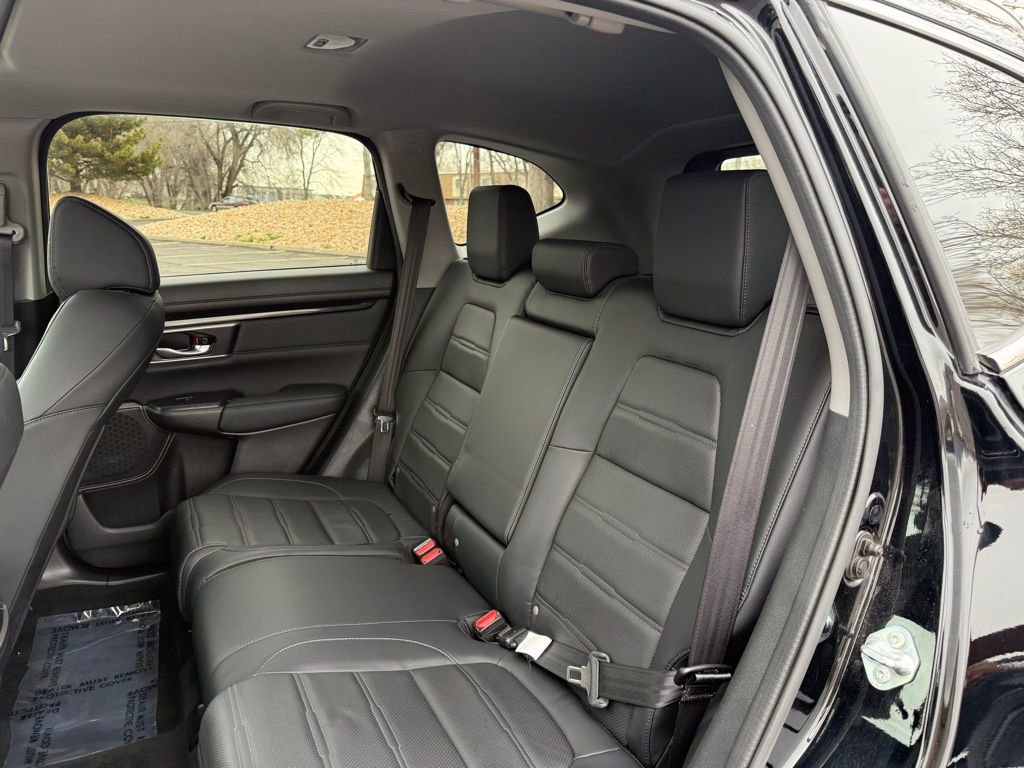 Used 2022 Honda CR-V Touring image 16