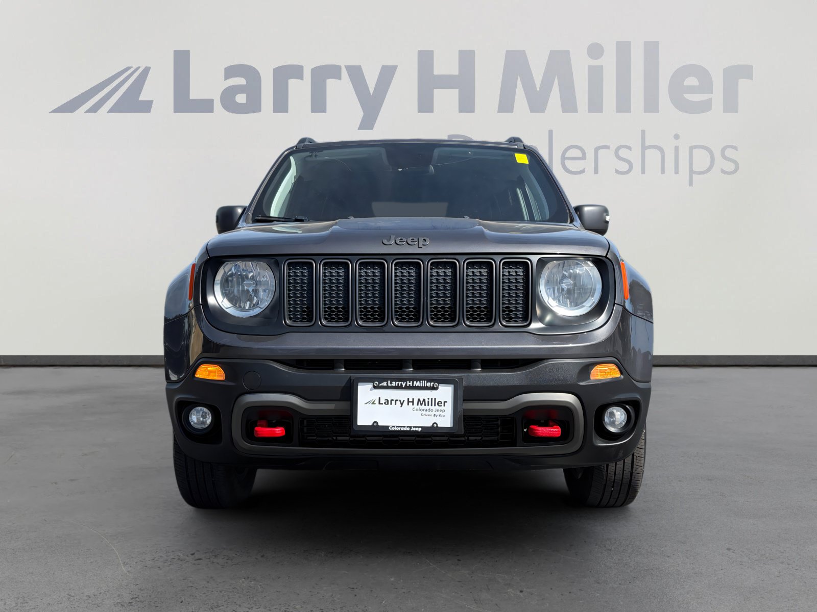 Used 2020 Jeep Renegade Trailhawk AWD/4WD image 8
