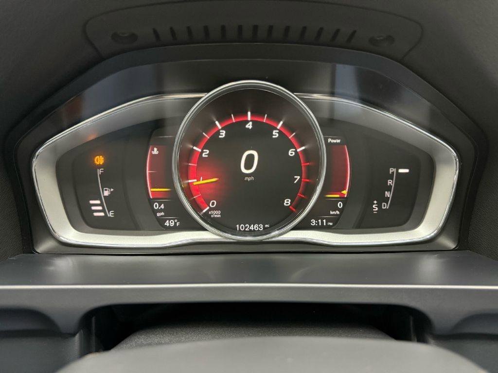 Used 2017 Volvo V60 T5 Cross Country w/ Convenience Package AWD/4WD image 16