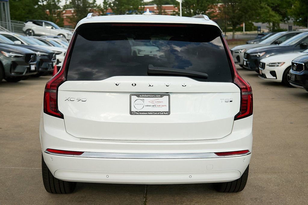 New 2026 Volvo XC90 T8 Plus w/ Protection Package Premier image 8