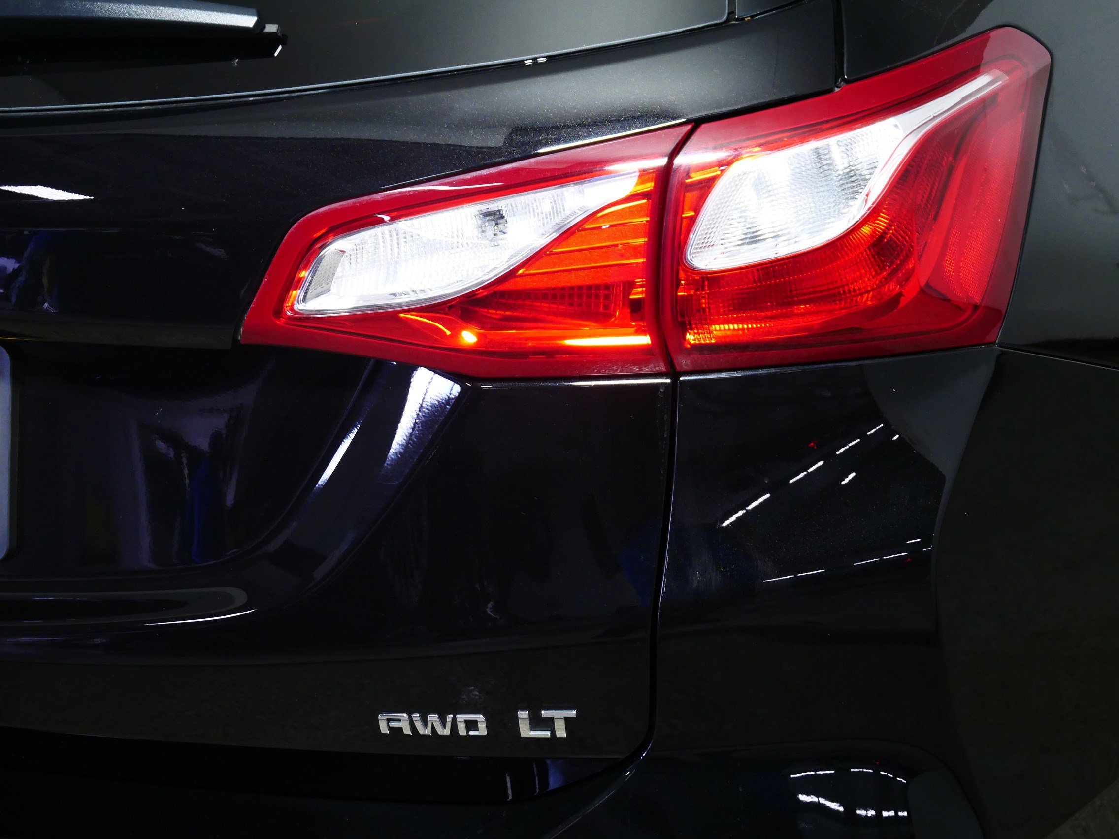 Used 2020 Chevrolet Equinox LT image 17