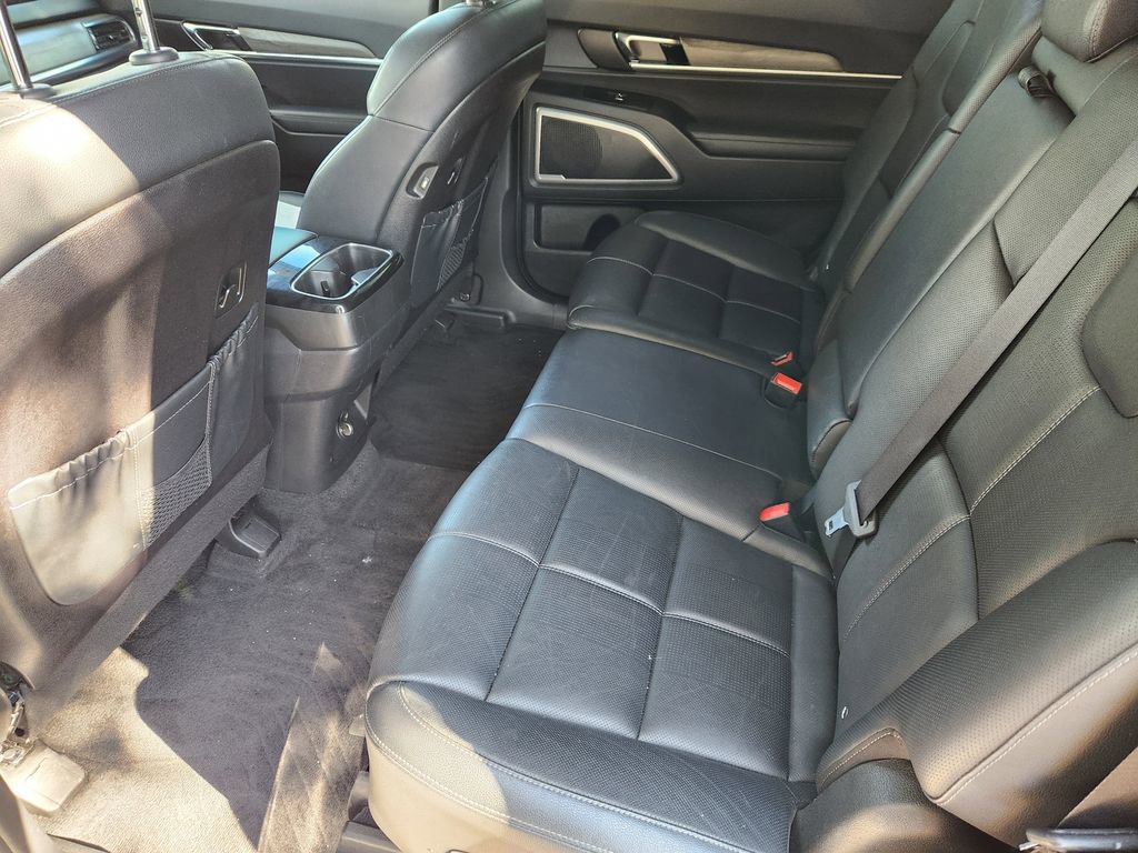 Used 2022 Kia Telluride EX image 30