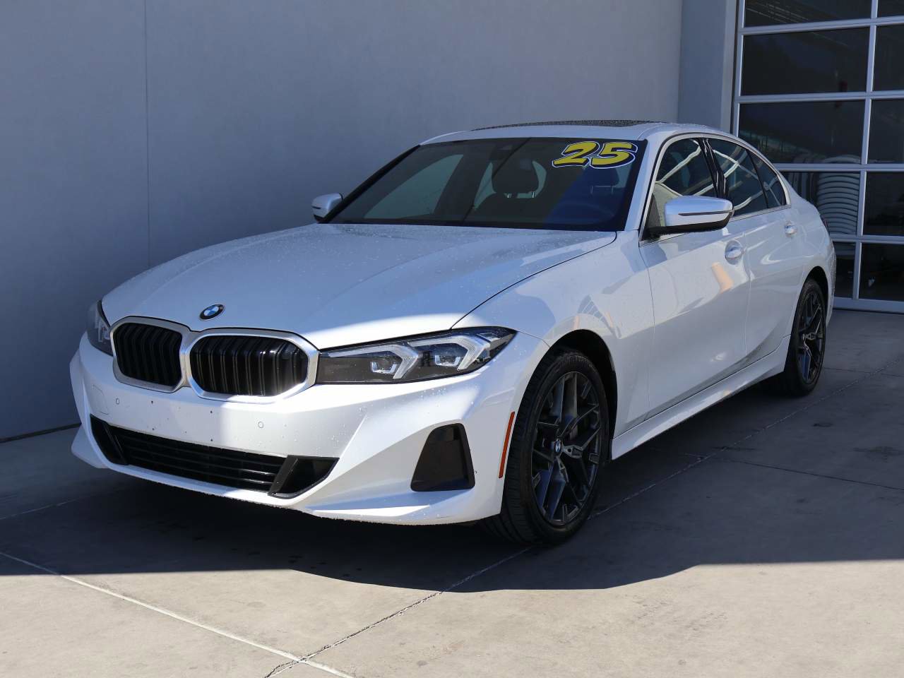 Used 2025 BMW 330i xDrive Sedan image 1