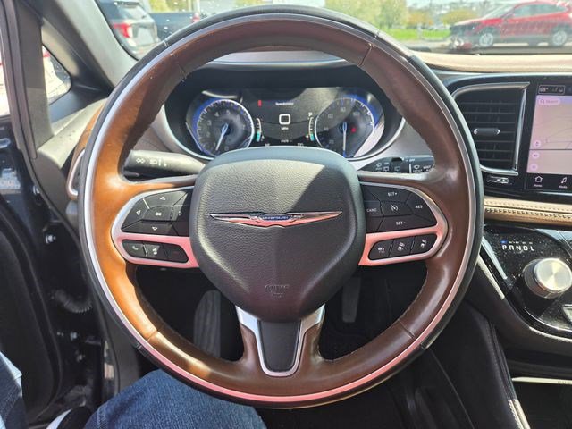 Used 2021 Chrysler Pacifica Limited w/ Premium & Safety Sphere Group image 3