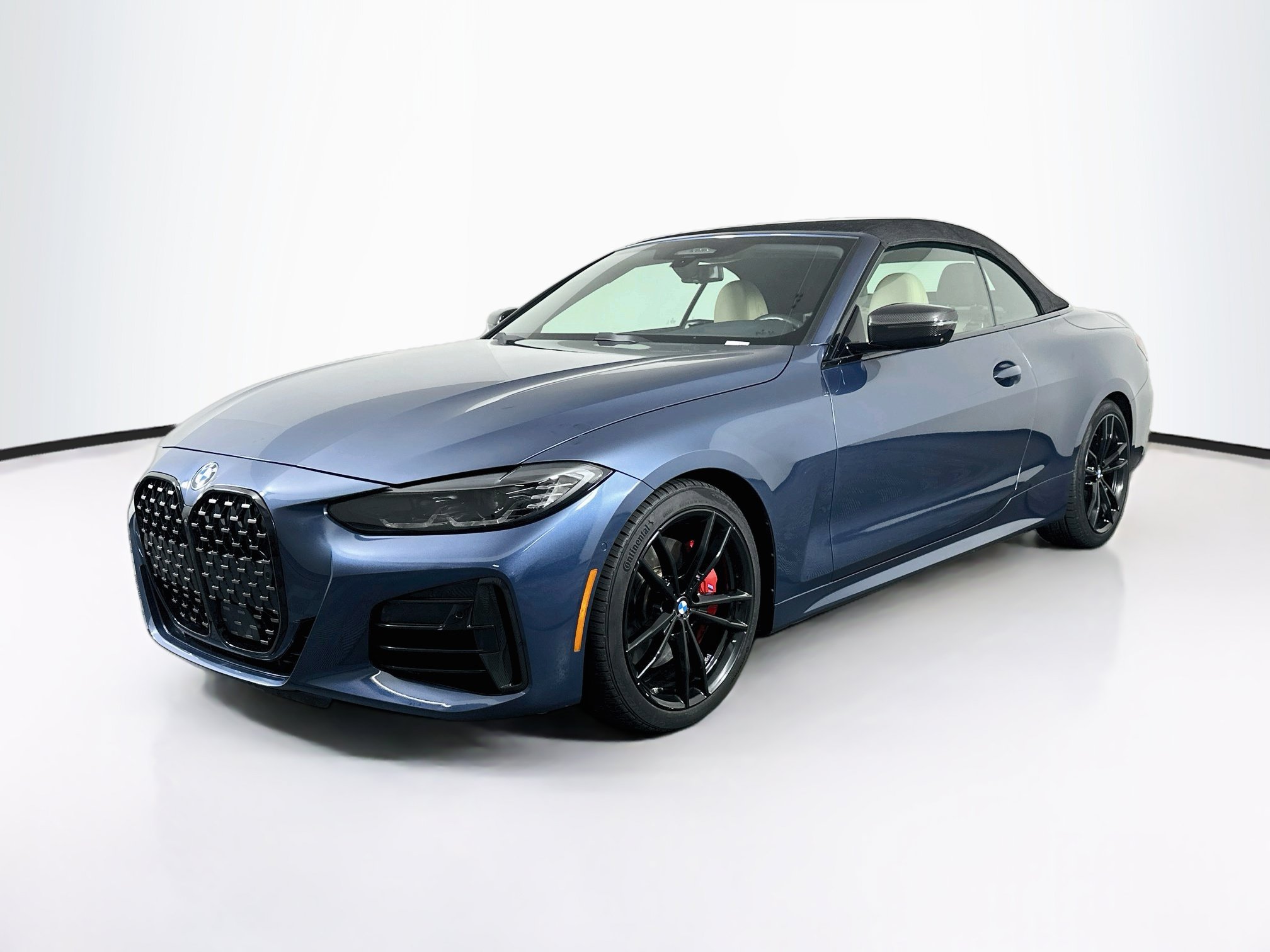 Used 2023 BMW M440i Convertible w/ M Carbon Exterior Package RWD image 3
