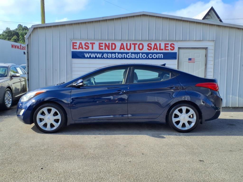 Used 2013 Hyundai Elantra Limited w/ Technology Pkg FWD image 2