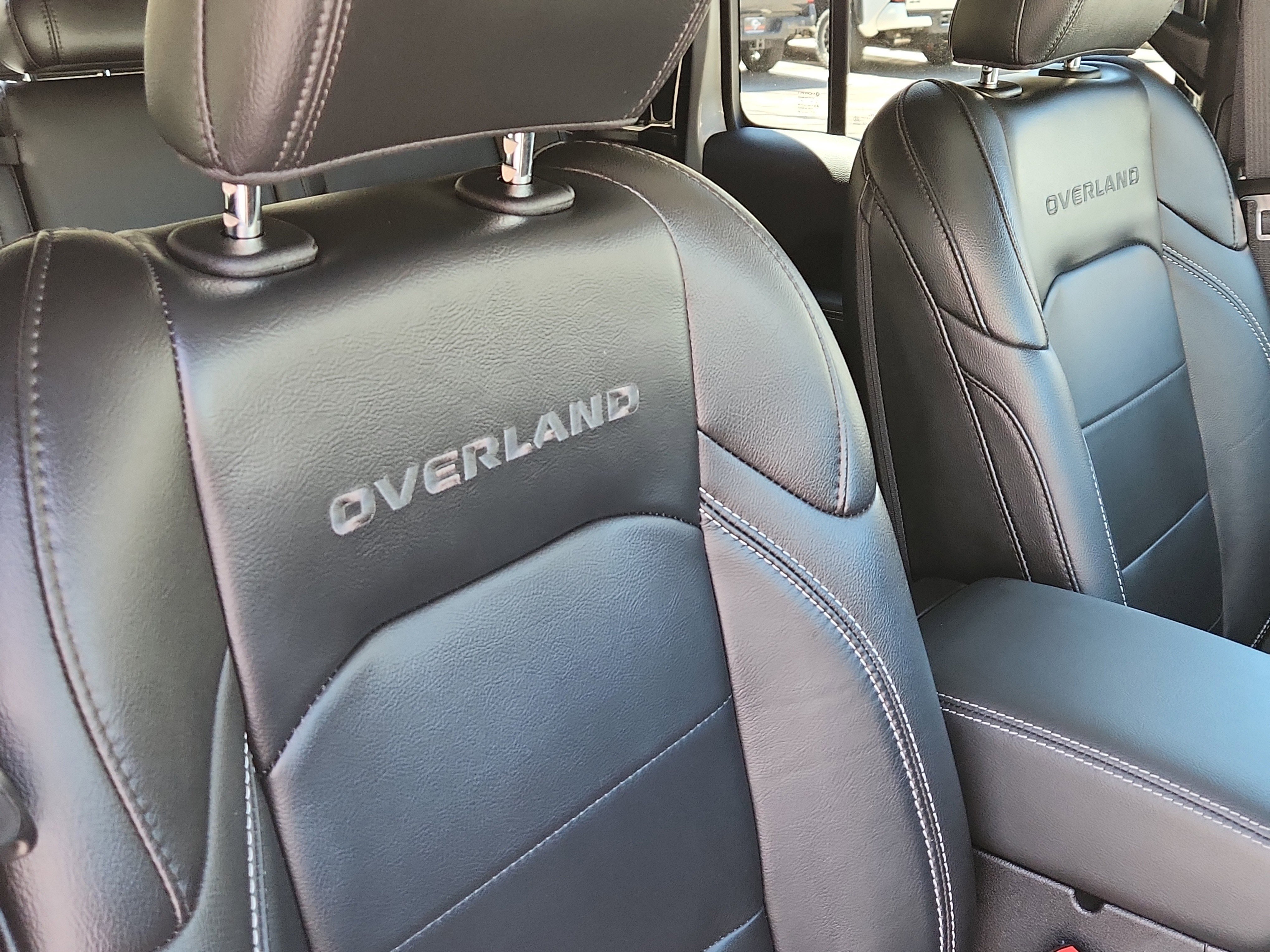 Used 2021 Jeep Gladiator Overland w/ Popular Equipment Package image 15