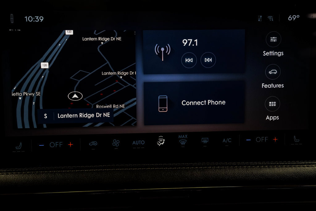 Used 2023 Lincoln Corsair Grand Touring AWD/4WD image 29