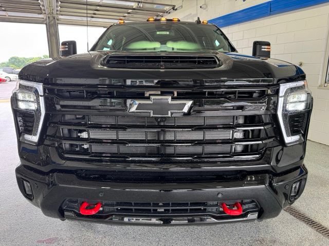 New 2026 Chevrolet Silverado 2500 LTZ w/ LTZ Plus Package AWD/4WD image 3