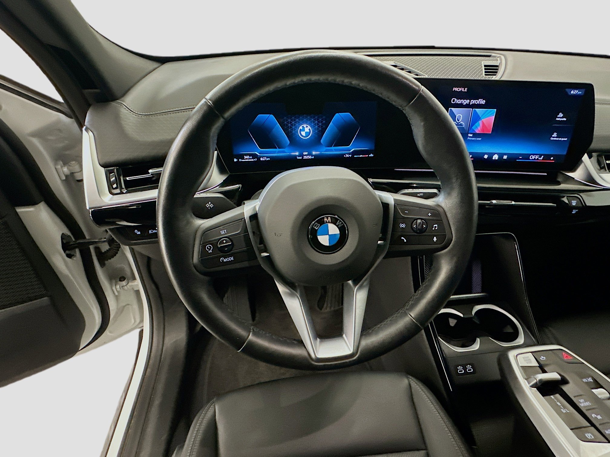 Used 2025 BMW X2 xDrive28i AWD/4WD image 18