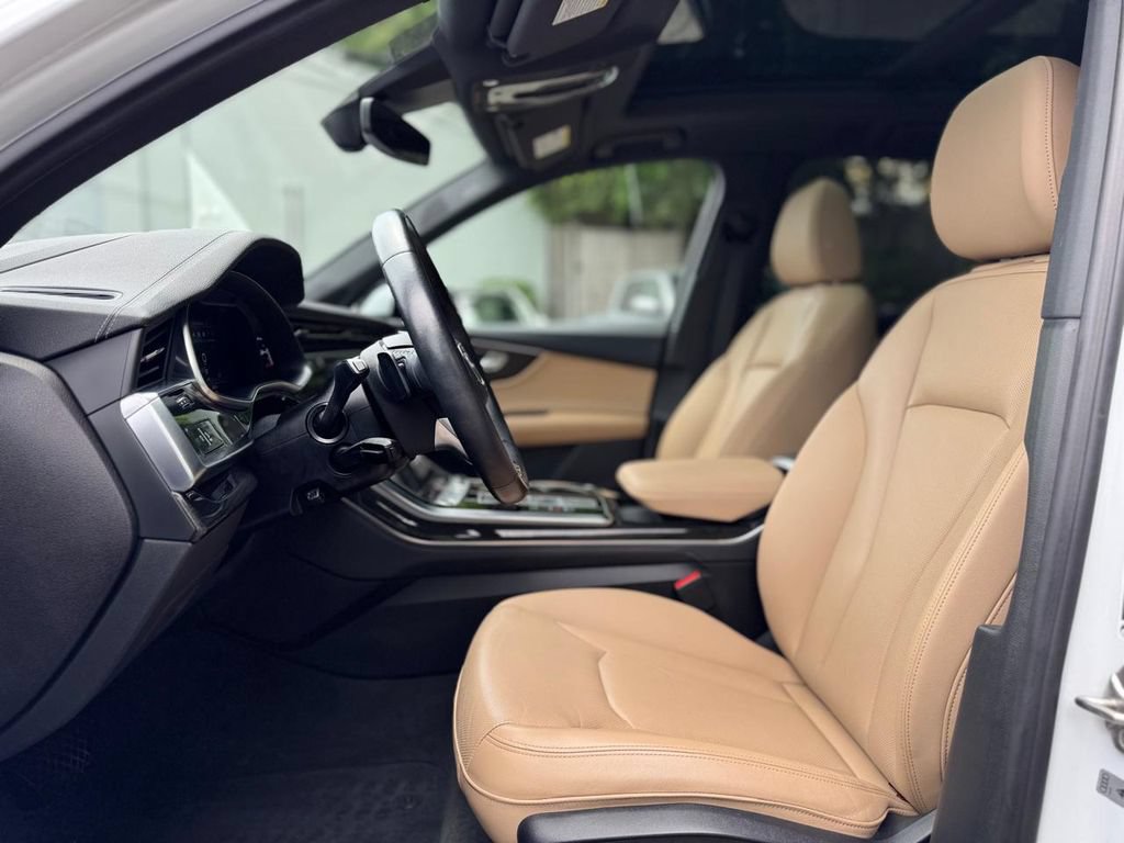 Used 2023 Audi Q7 3.0T Prestige w/ Prestige Package AWD/4WD image 18
