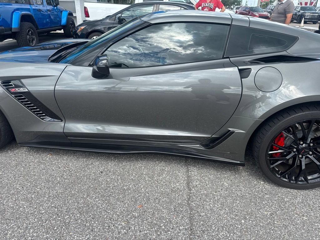 Used 2016 Chevrolet Corvette Z06 w/ 2LZ Preferred Equipment Group RWD image 8