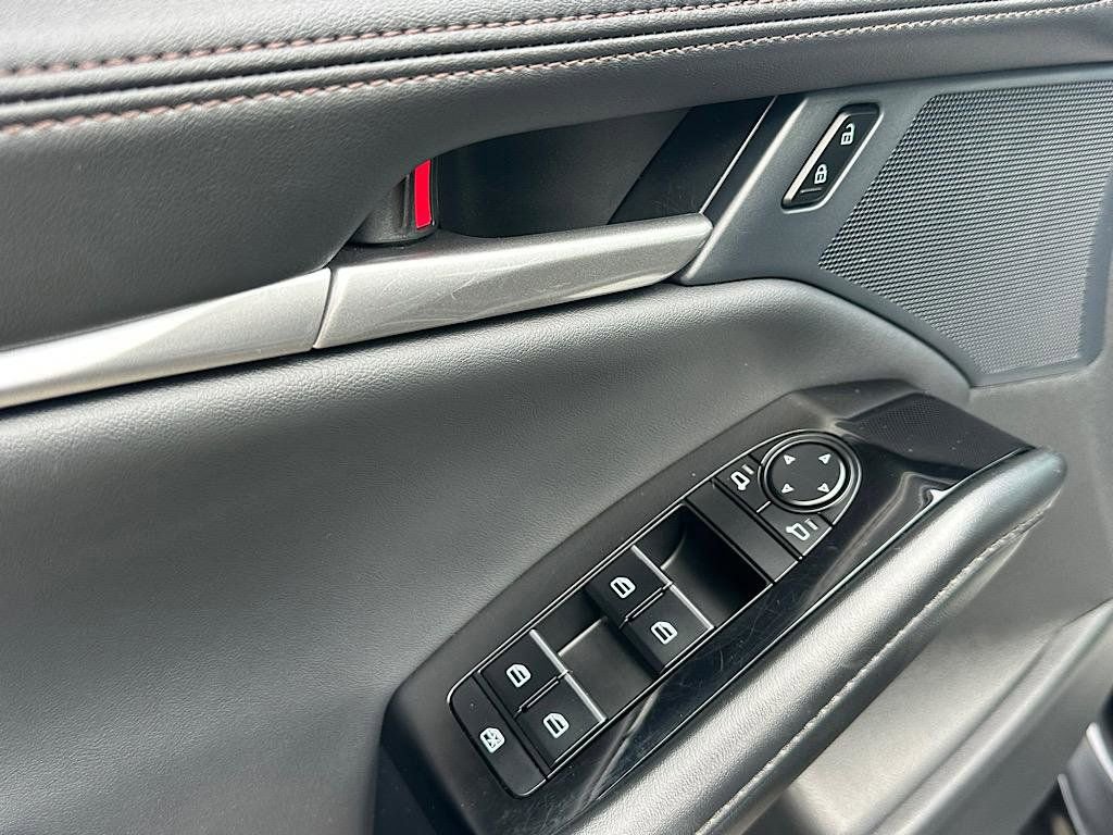 Used 2025 MAZDA MAZDA3 s image 13