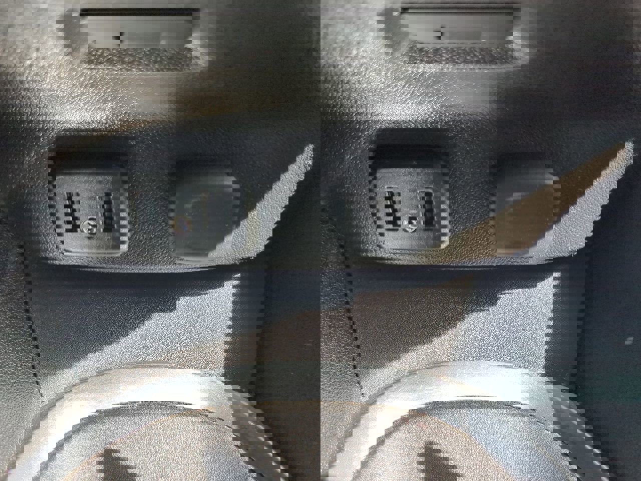 Used 2016 Chevrolet Malibu LT image 18