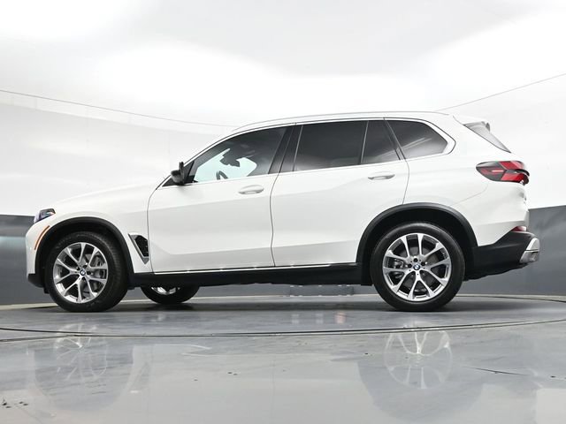 Used 2025 BMW X5 xDrive40i AWD/4WD image 35