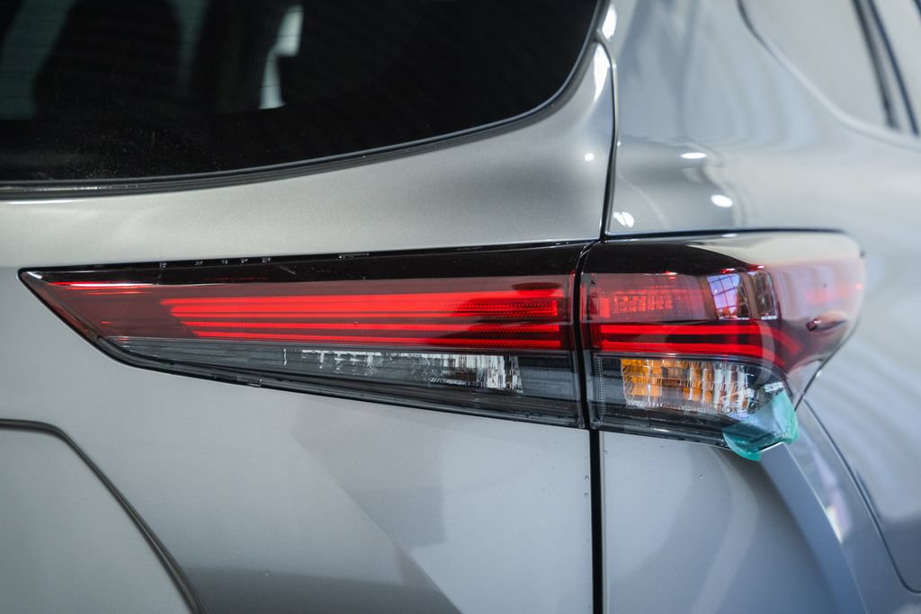 New 2026 Toyota Highlander XLE AWD/4WD image 6