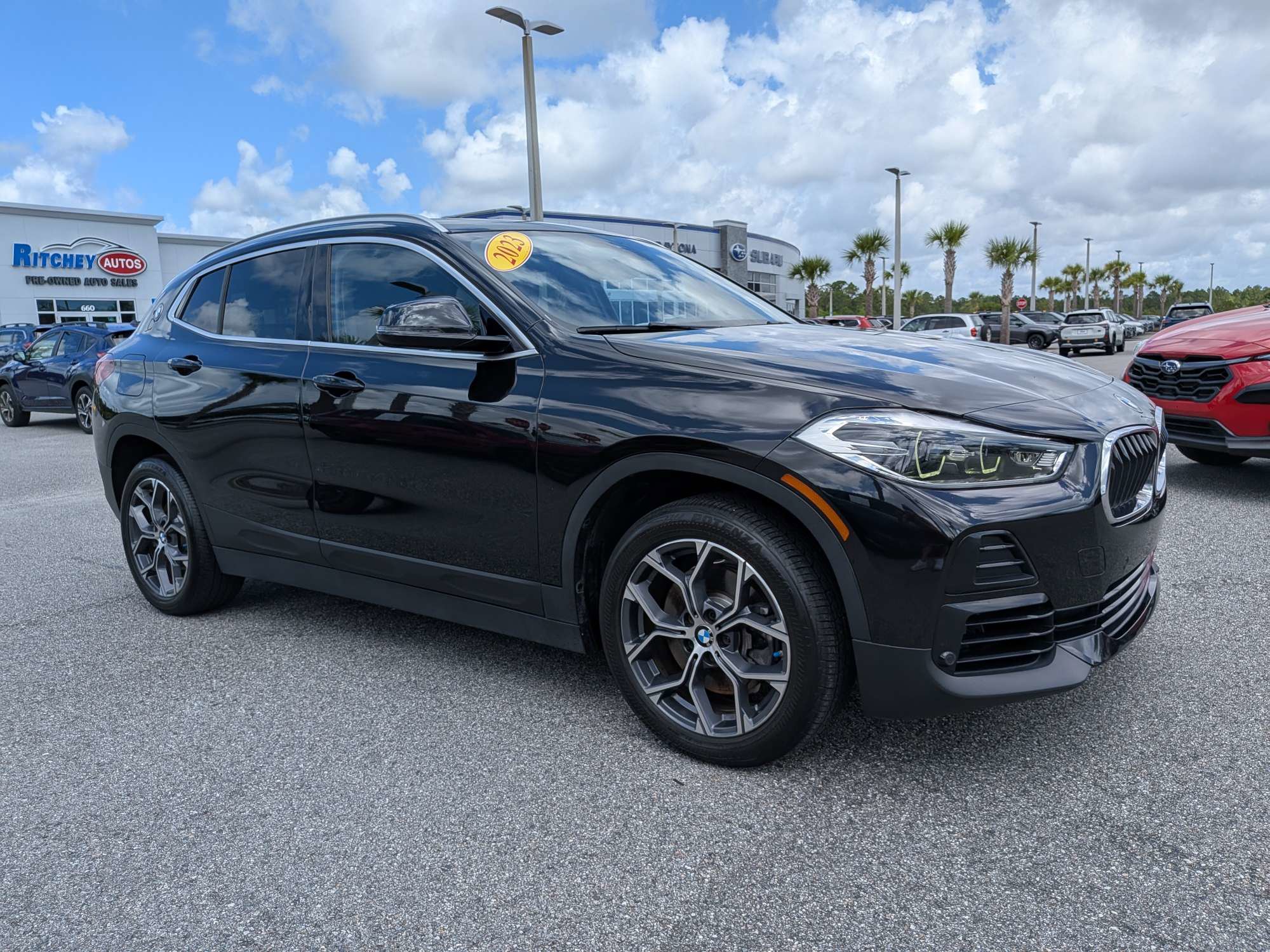 Used 2023 BMW X2 xDrive28i AWD/4WD image 2