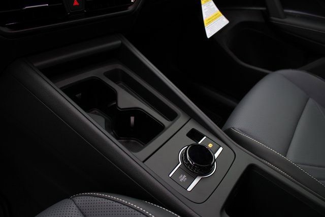 New 2026 Volkswagen Tiguan SE image 8