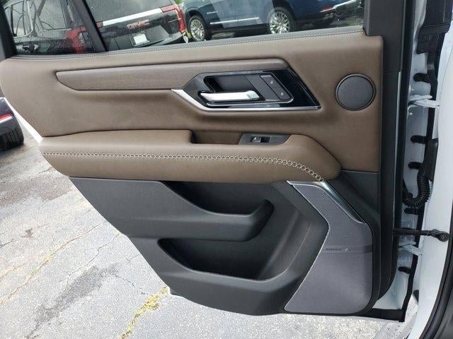 New 2026 GMC Yukon Denali Ultimate AWD/4WD image 12