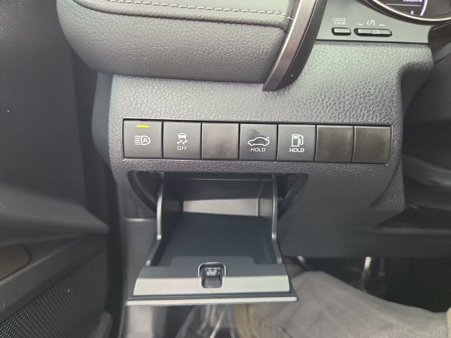 Used 2024 Toyota Camry SE FWD image 26