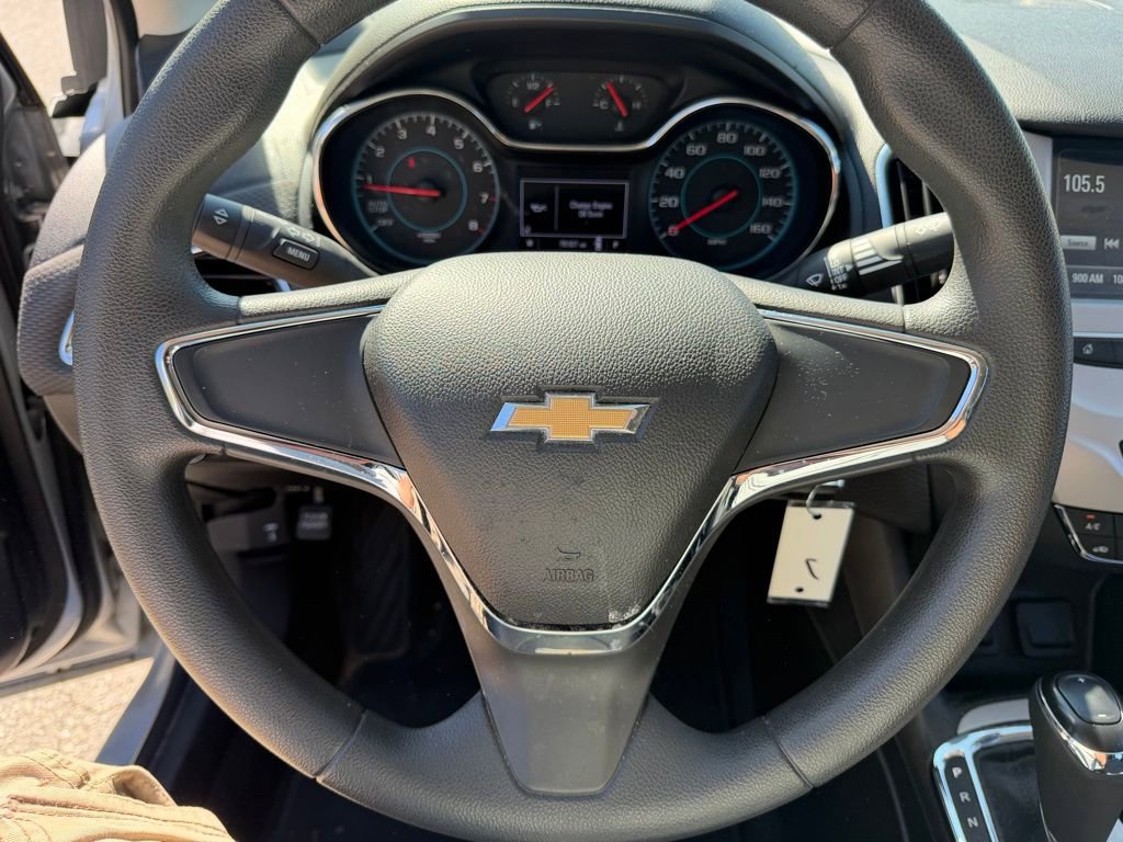 Used 2018 Chevrolet Cruze LS image 22