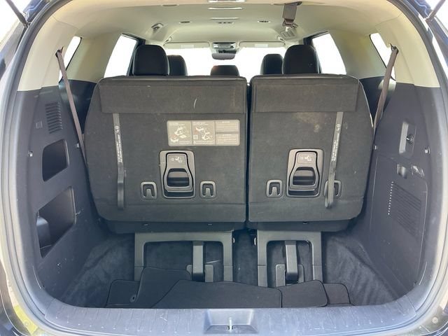 Used 2024 Kia Carnival LX FWD image 19