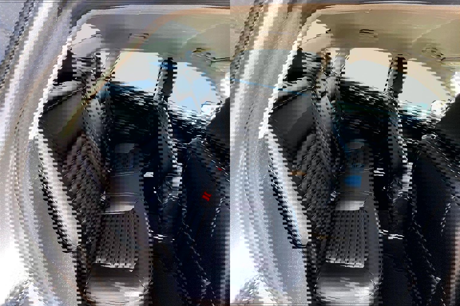 Used 2020 Ford Fusion SEL image 17