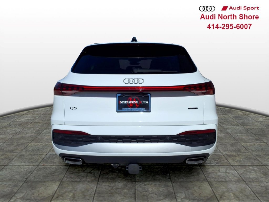 Used 2025 Audi Q5 Premium Plus w/ Premium Plus AWD/4WD image 6