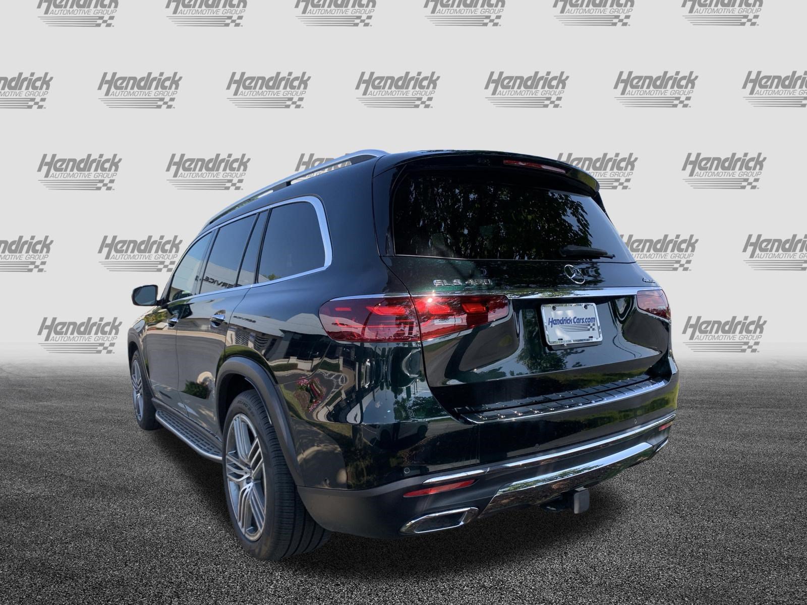 Used 2025 Mercedes-Benz GLS 450 4MATIC image 8