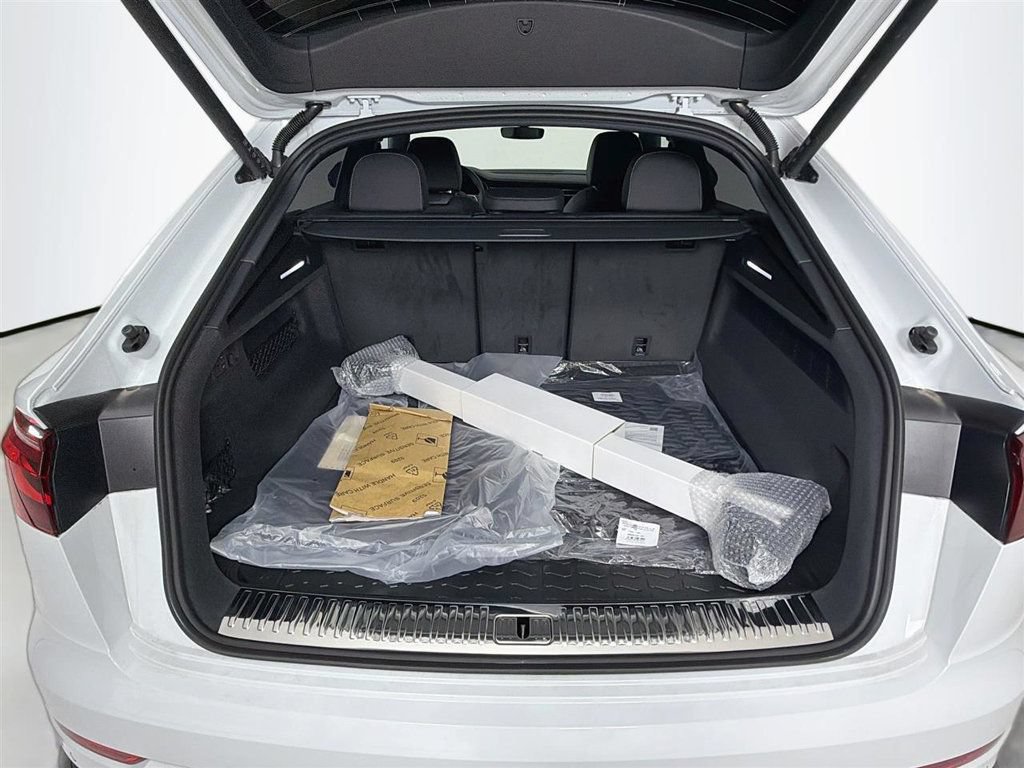 New 2026 Audi Q8 Premium Plus AWD/4WD image 28