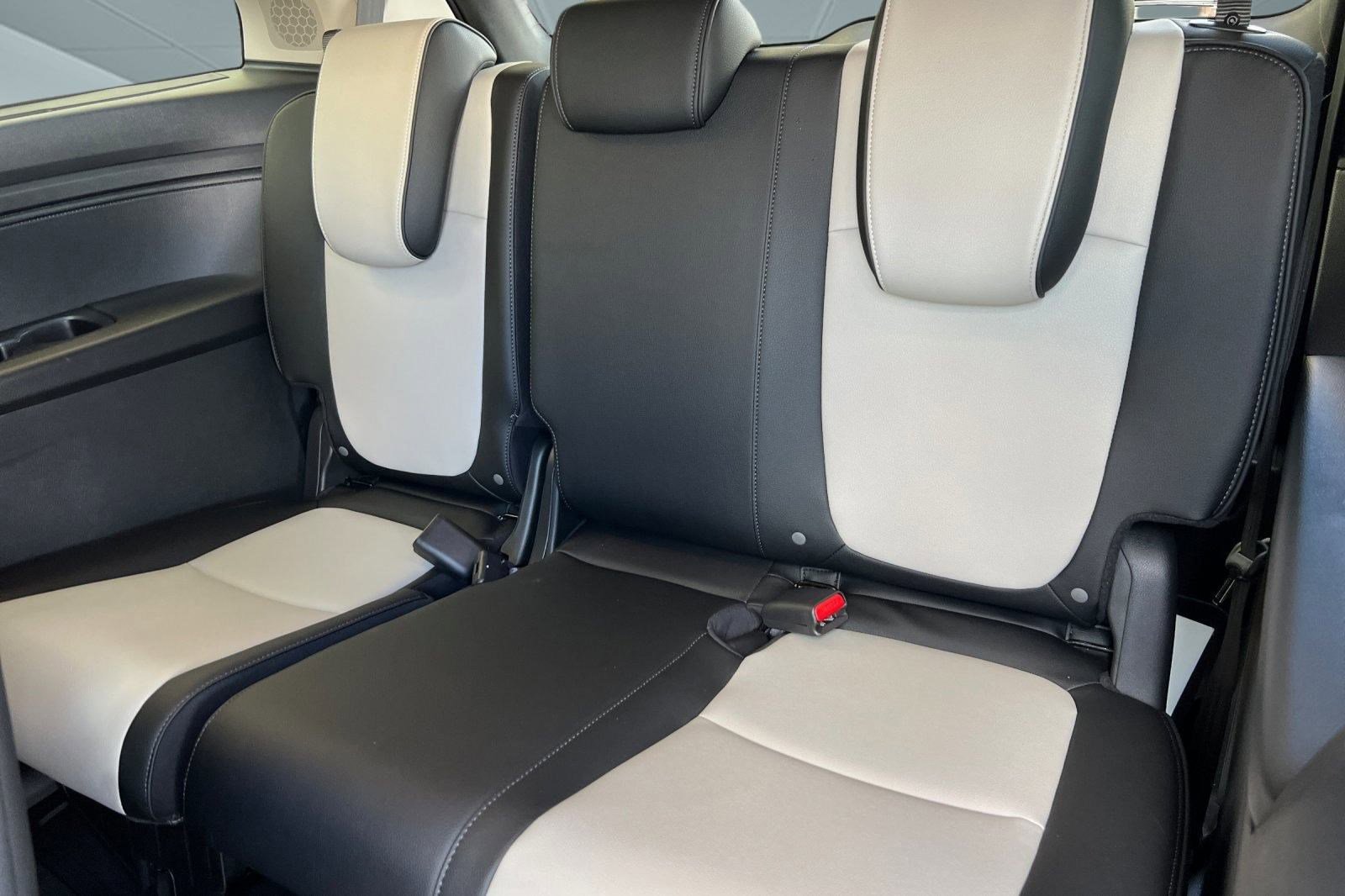 New 2026 Honda Odyssey Elite image 28