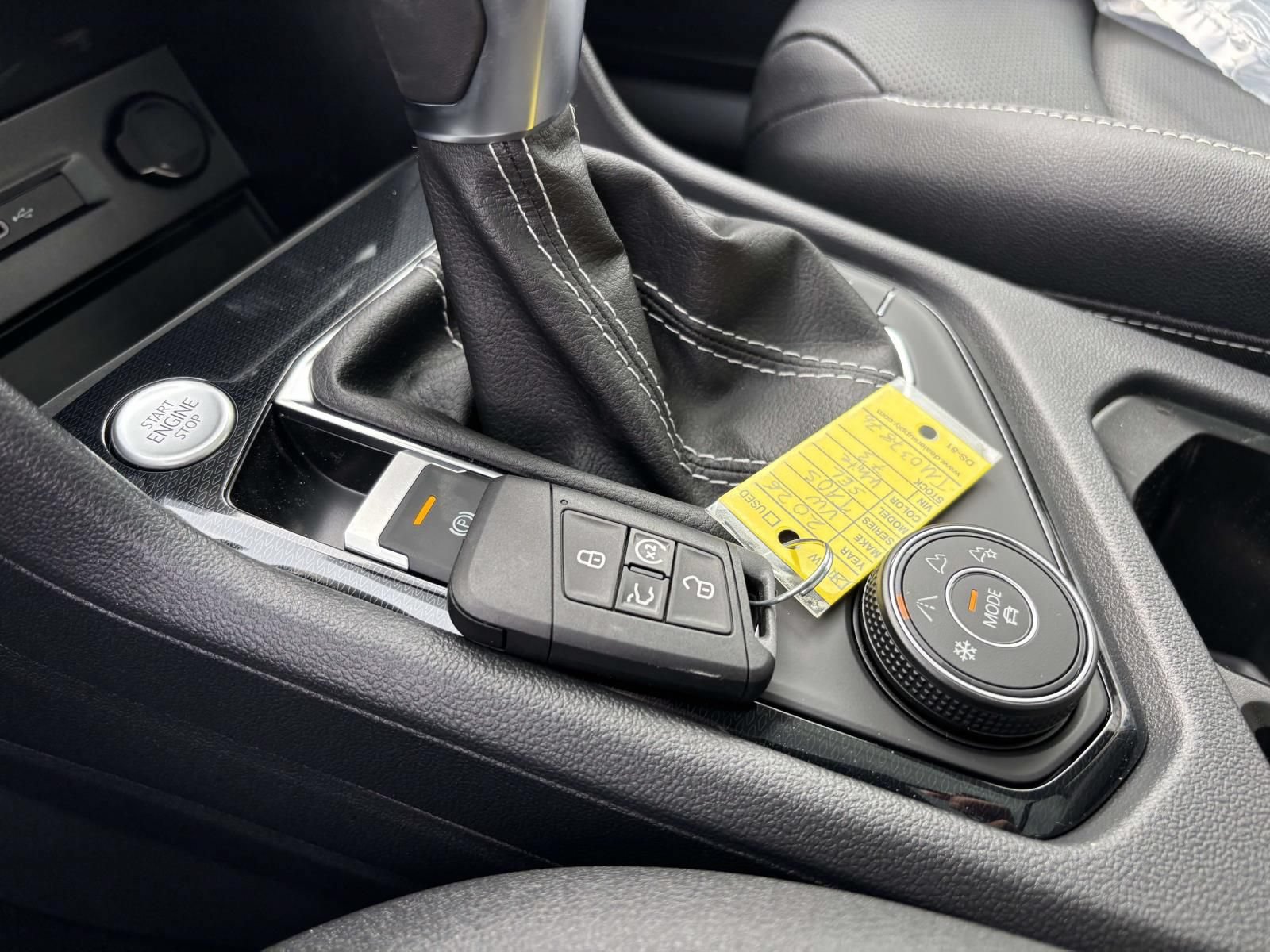 New 2026 Volkswagen Taos SEL AWD/4WD image 36