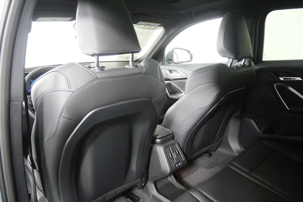 Certified 2026 BMW X2 xDrive28i AWD/4WD image 16