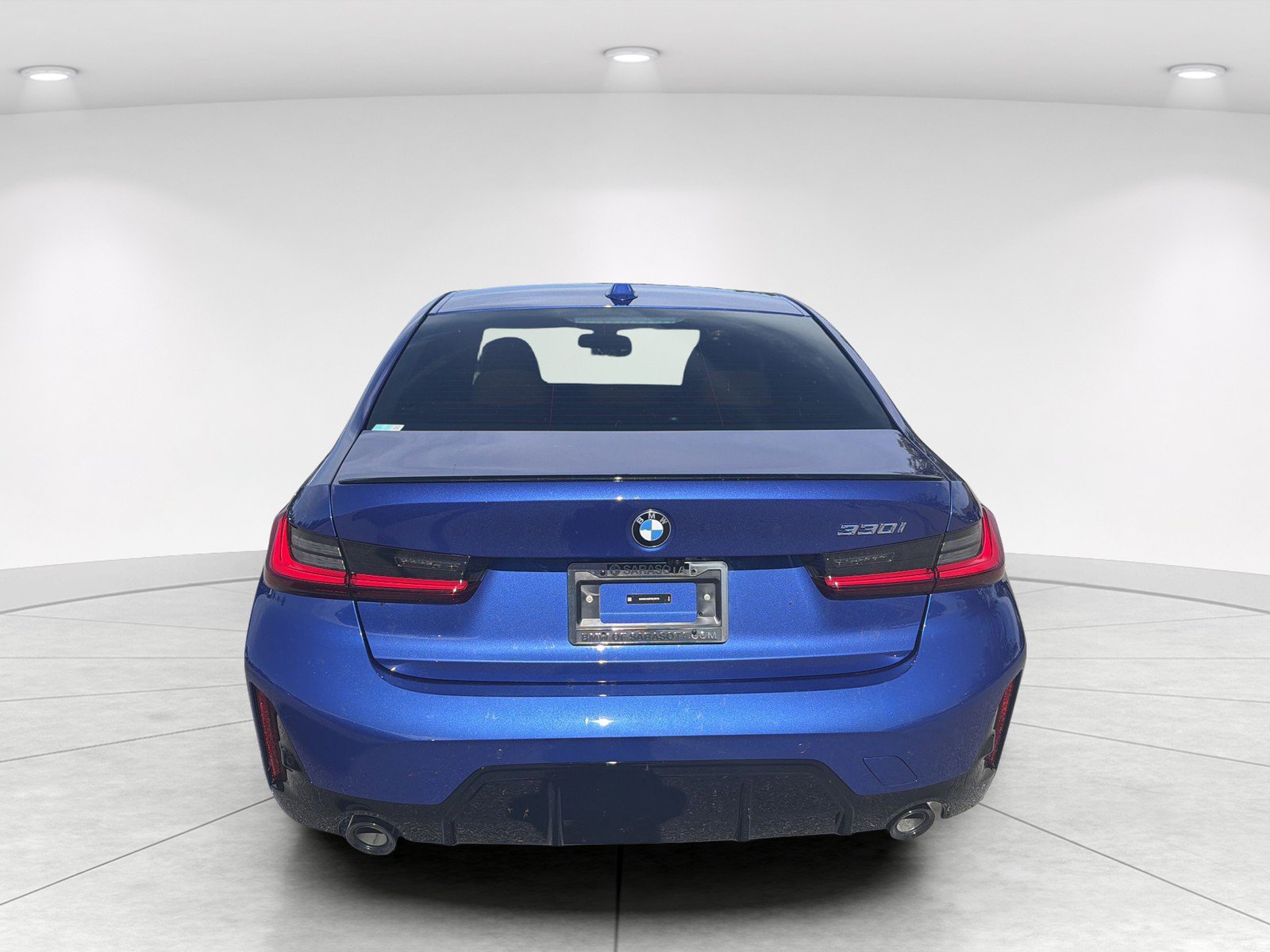 New 2026 BMW 330i Sedan w/ M Sport Package RWD image 5