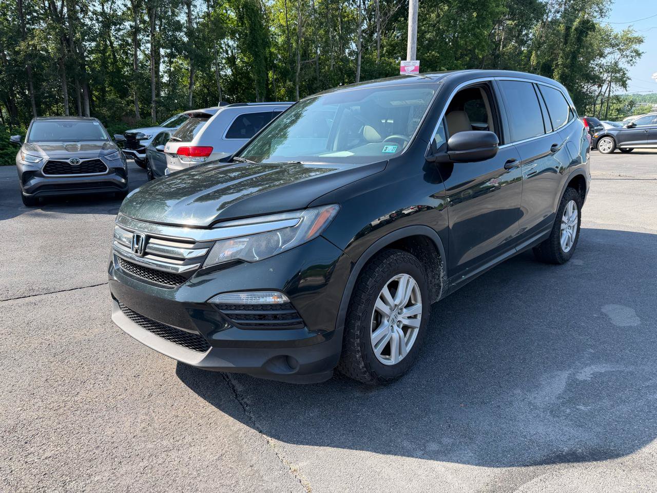 Used 2018 Honda Pilot LX image 1