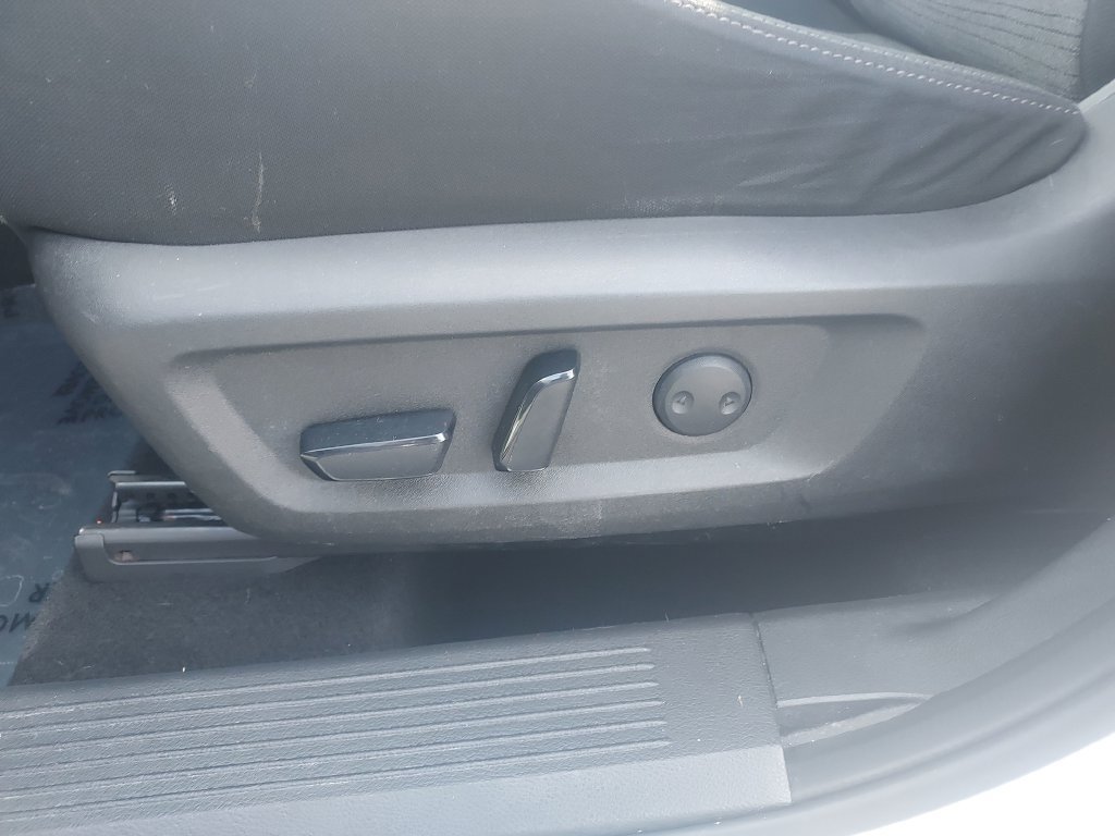 Used 2021 Nissan Rogue SV AWD/4WD image 23