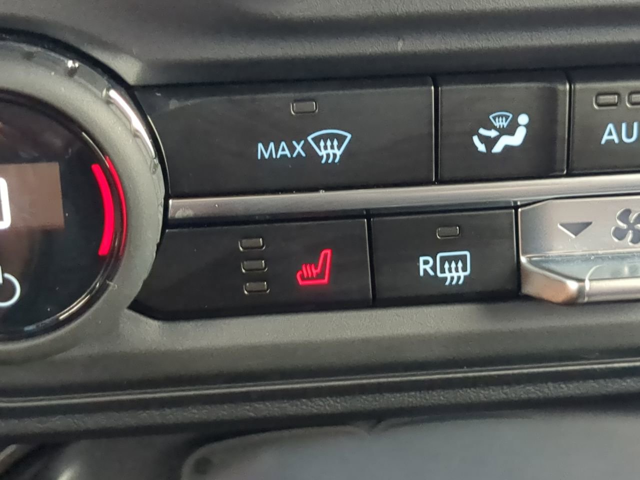 Used 2024 Ford Bronco Wildtrak AWD/4WD image 21