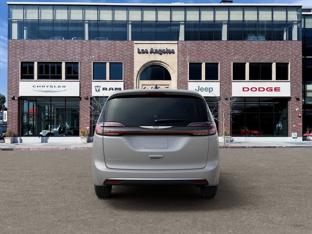 New 2026 Chrysler Pacifica Select FWD image 7