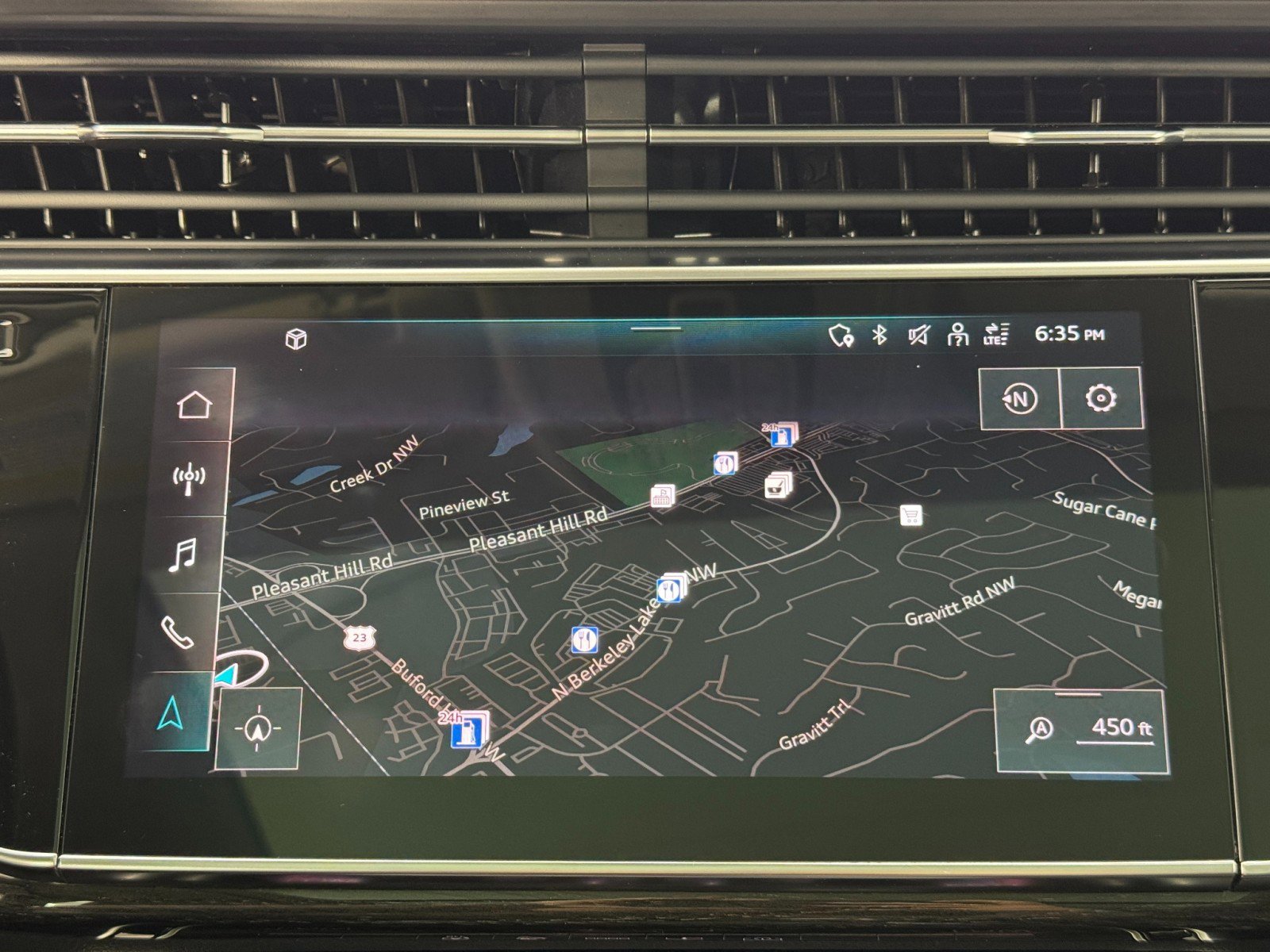 Used 2022 Audi Q7 Premium Plus image 24