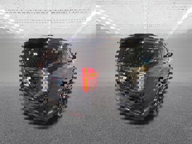 Used 2021 Chevrolet Suburban RST w/ Rear Media and Nav Package image 6