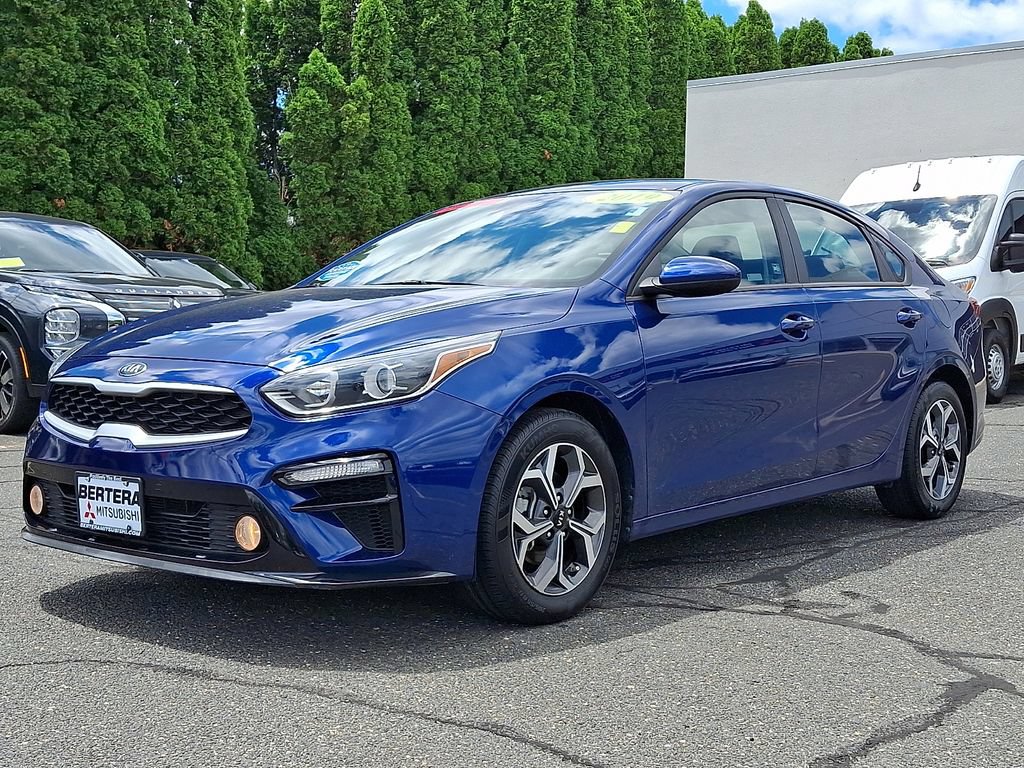 Used 2019 Kia Forte LXS FWD image 3
