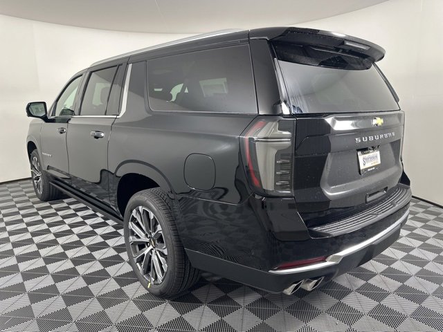 New 2026 Chevrolet Suburban High Country image 4