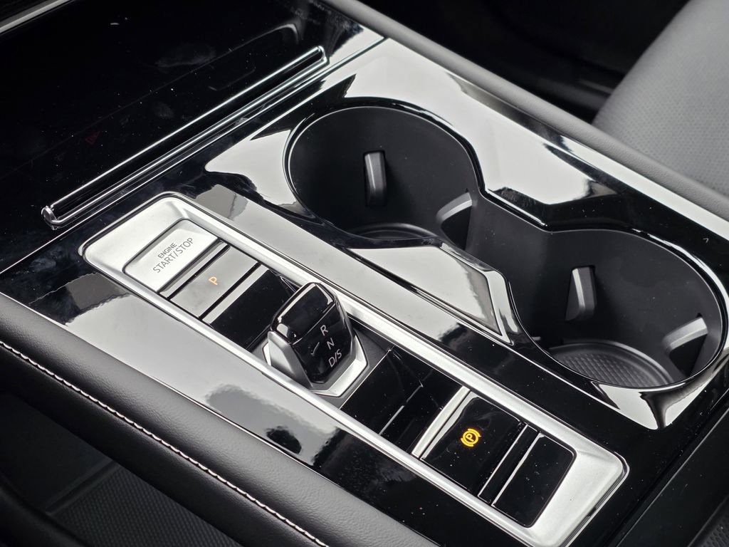 New 2026 Volkswagen Atlas SE image 13