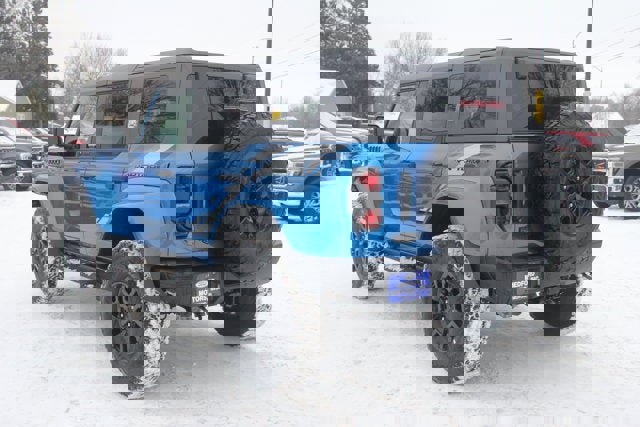 New 2025 Ford Bronco Raptor image 2