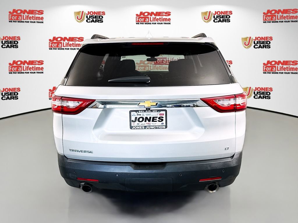 Used 2021 Chevrolet Traverse LT FWD image 14