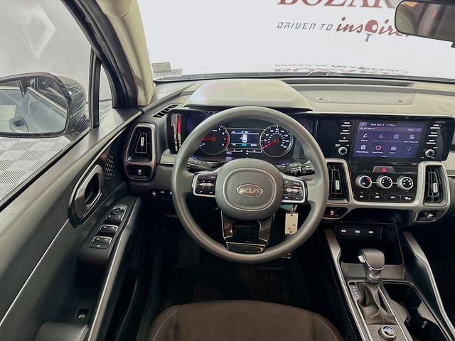Used 2021 Kia Sorento LX image 25