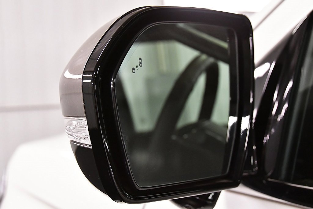 Used 2024 Ford Expedition King Ranch image 14