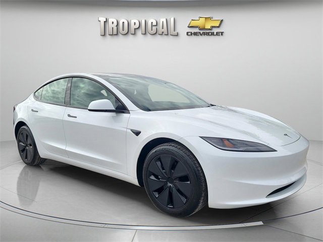 Used 2025 Tesla Model 3 Long Range image 7