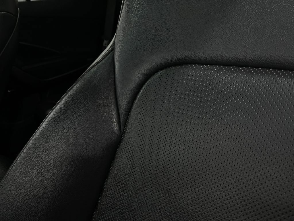 Used 2018 Hyundai Santa Fe Sport w/ 2.0T Ultimate Tech Package 05 image 20