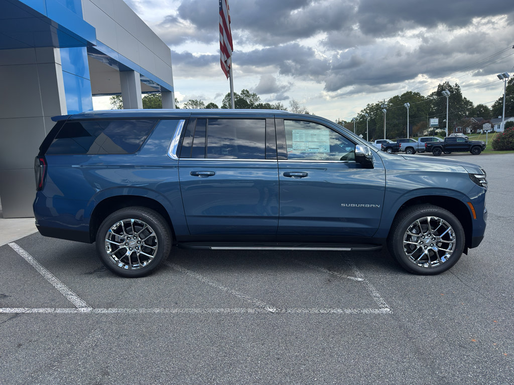 New 2026 Chevrolet Suburban LT w/ LPO, Chrome Package image 3